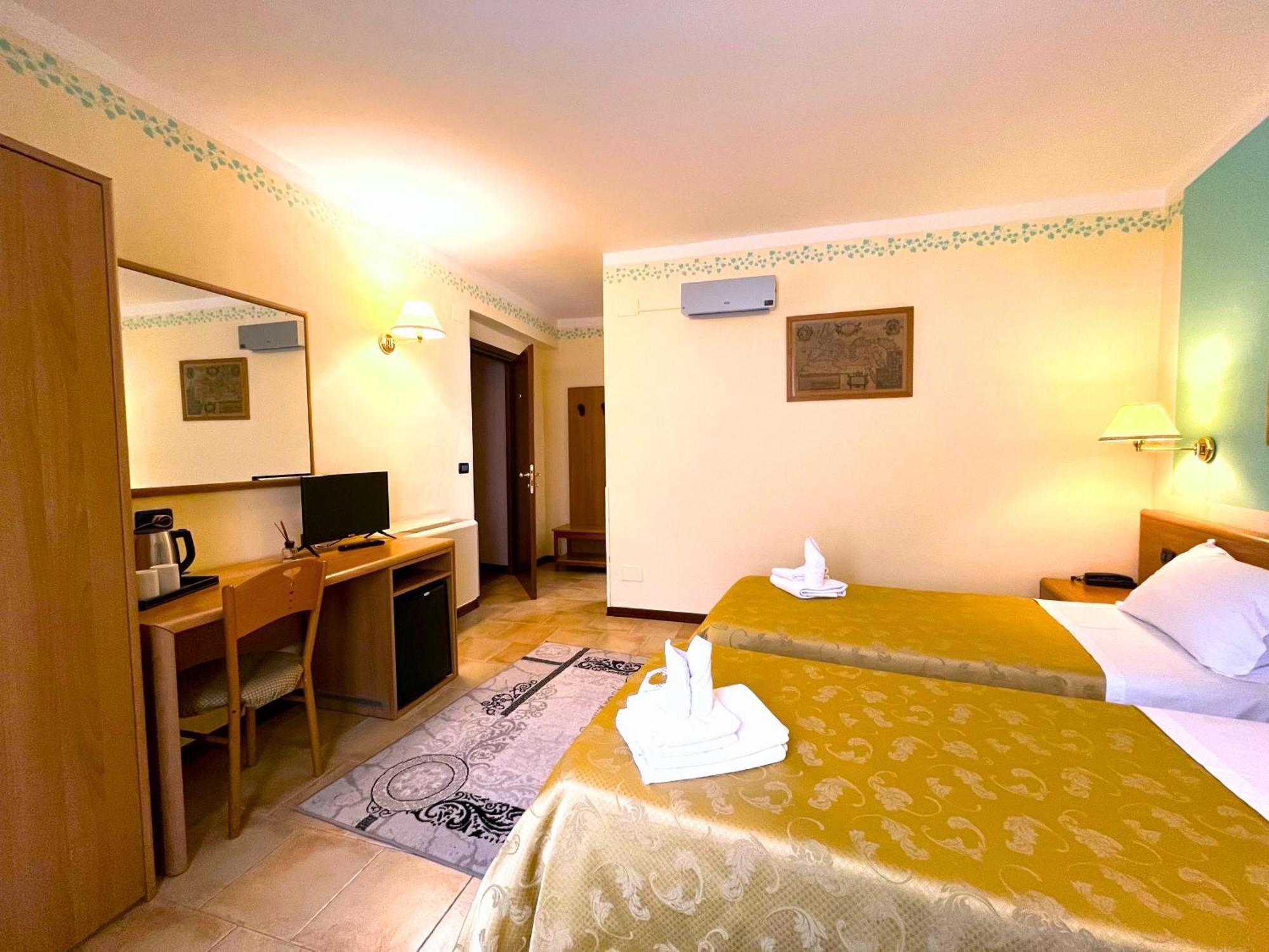 Hotel Суза Екстер'єр фото