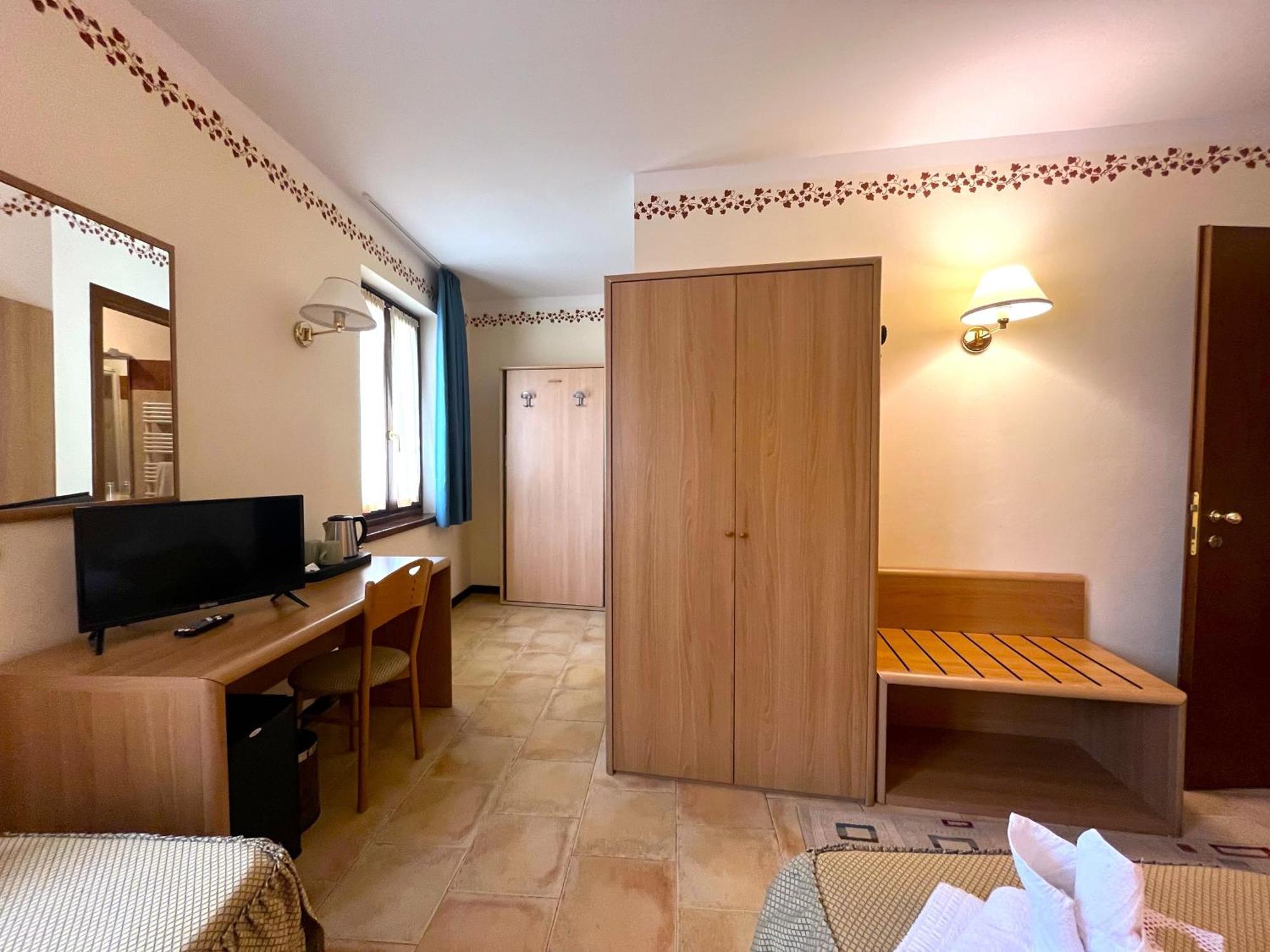 Hotel Суза Екстер'єр фото