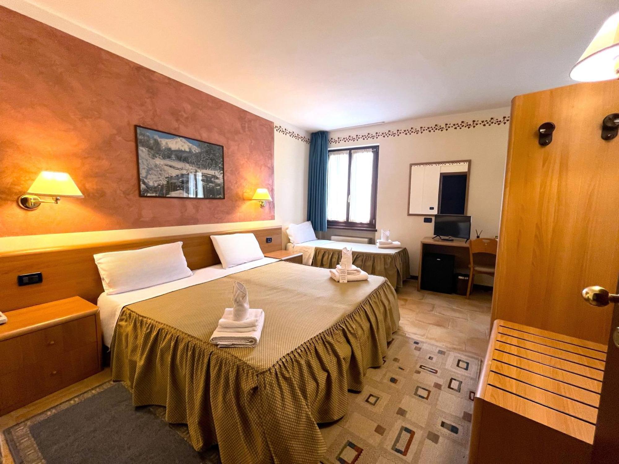 Hotel Суза Екстер'єр фото