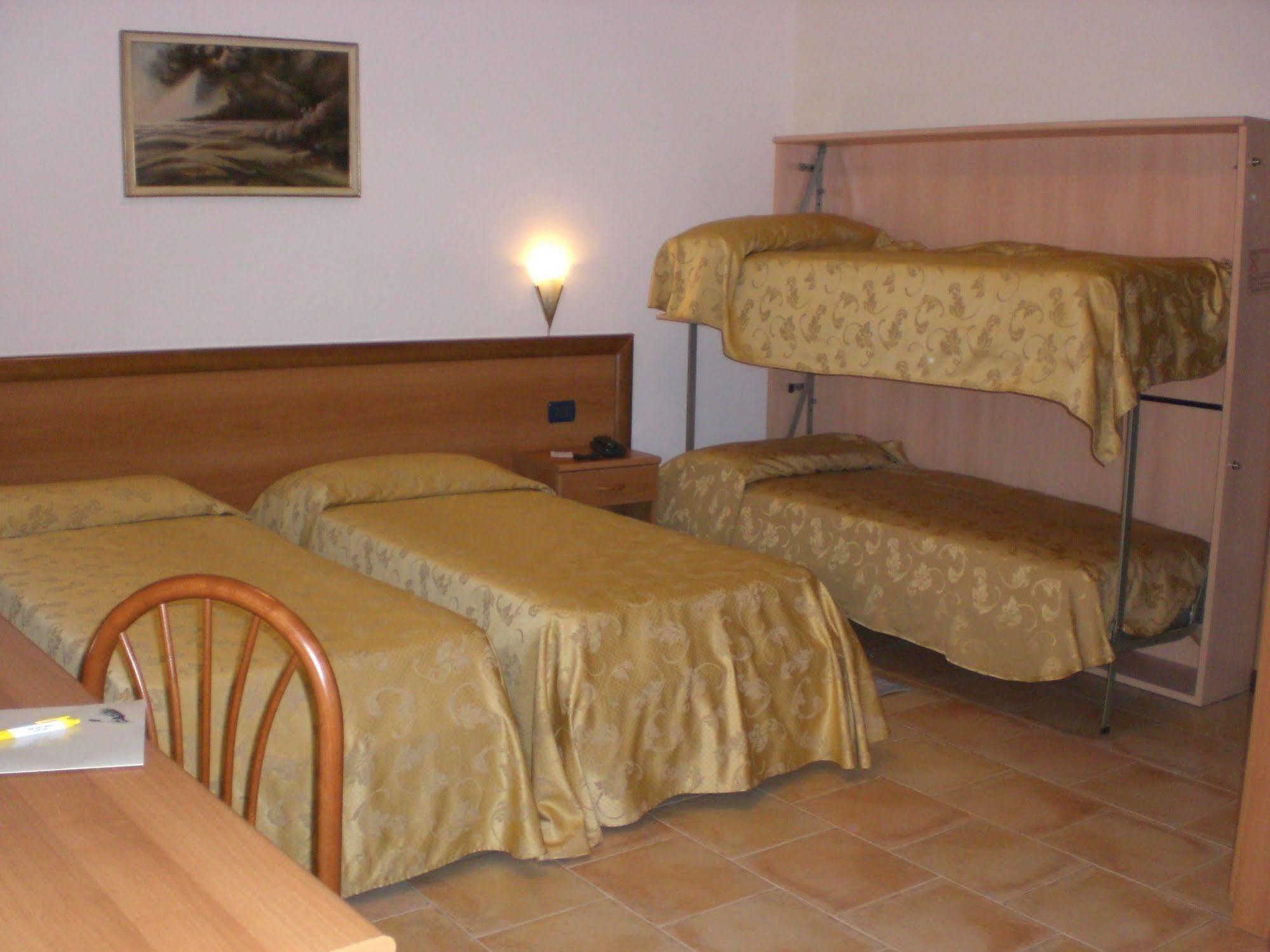 Hotel Суза Екстер'єр фото